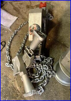 AB CHANCE Heavy Duty Electric Capstan Winch and Chain mount EXCELLENT CONDITION