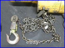 Budgit Chain Hoist 113452-5 1/2 Ton 1000lb Hook Phase 3 230/460 V
