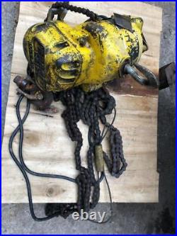 Budgit Electric 1/4 Ton Chain Hoist Lift Up to 500 lbs Good Working Condition