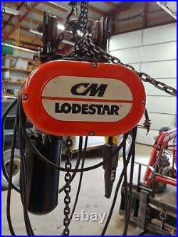 CM LODESTAR MODEL L2 Electric CHAIN HOIST 1T 10.5' LIFT 2 speed 460 3phase 352