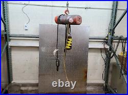 CM Lodestar Chain Hoist 1/4 Ton 10 ft Lift 6 ft pendant 16 FPM 115v Model B