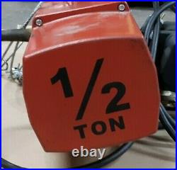 Dayton 3YB84 1/2 Ton One Phase Electric Chain Hoist Lot B