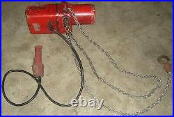 Dayton Electric Chain Hoist id615