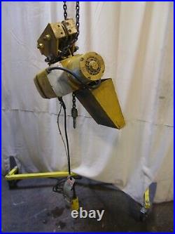 Industrial Yale Electric Chain Hoist 1/2 Ton With Trolley