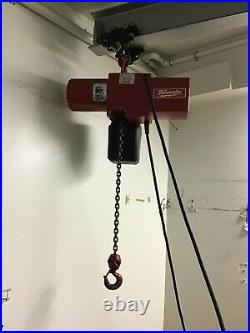 Milwaukee 9560 Model 1/2 Ton Electric Chain Hoist 10 ft with carriage