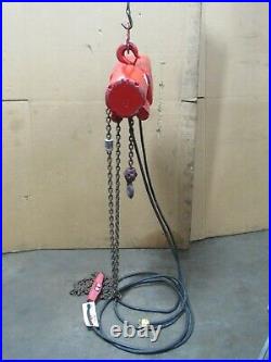 Milwaukee Electric Chain Hoist Model 9568 2000lbs 1 Ton 236 Drop 1ph 115v 1hp